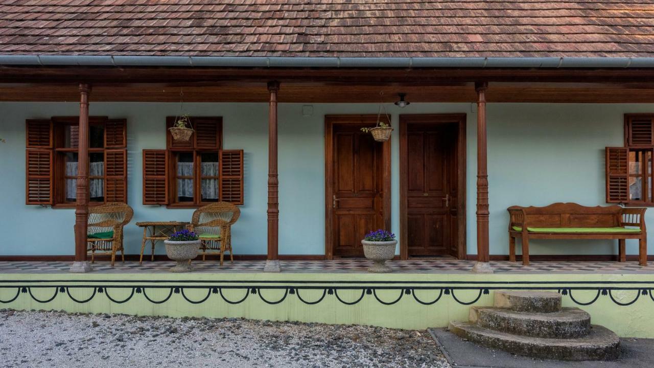 Noresa Etterem Es Panzio Szálka 외부 사진